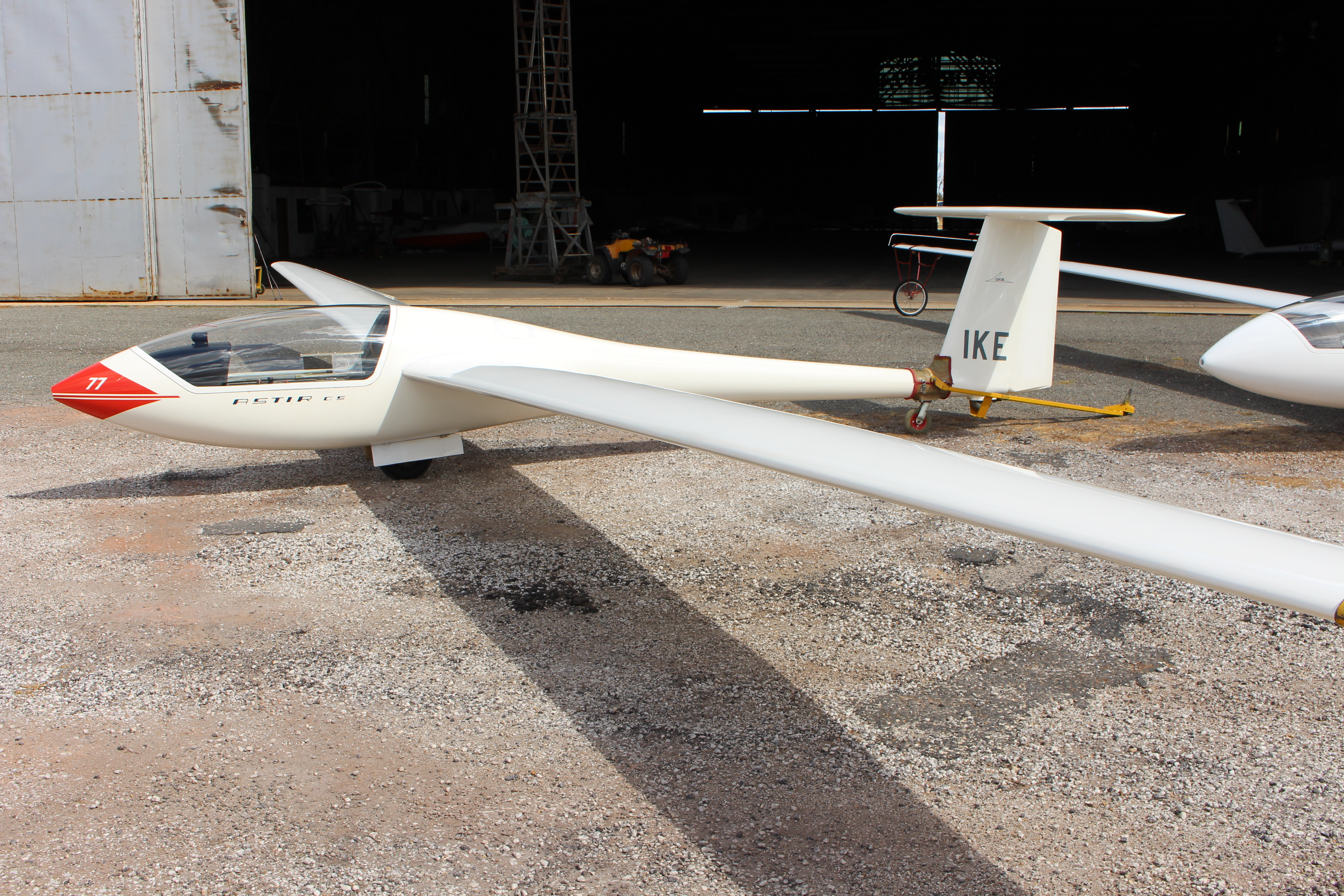 Gliders for Hire Tocumwal Soaring Centre